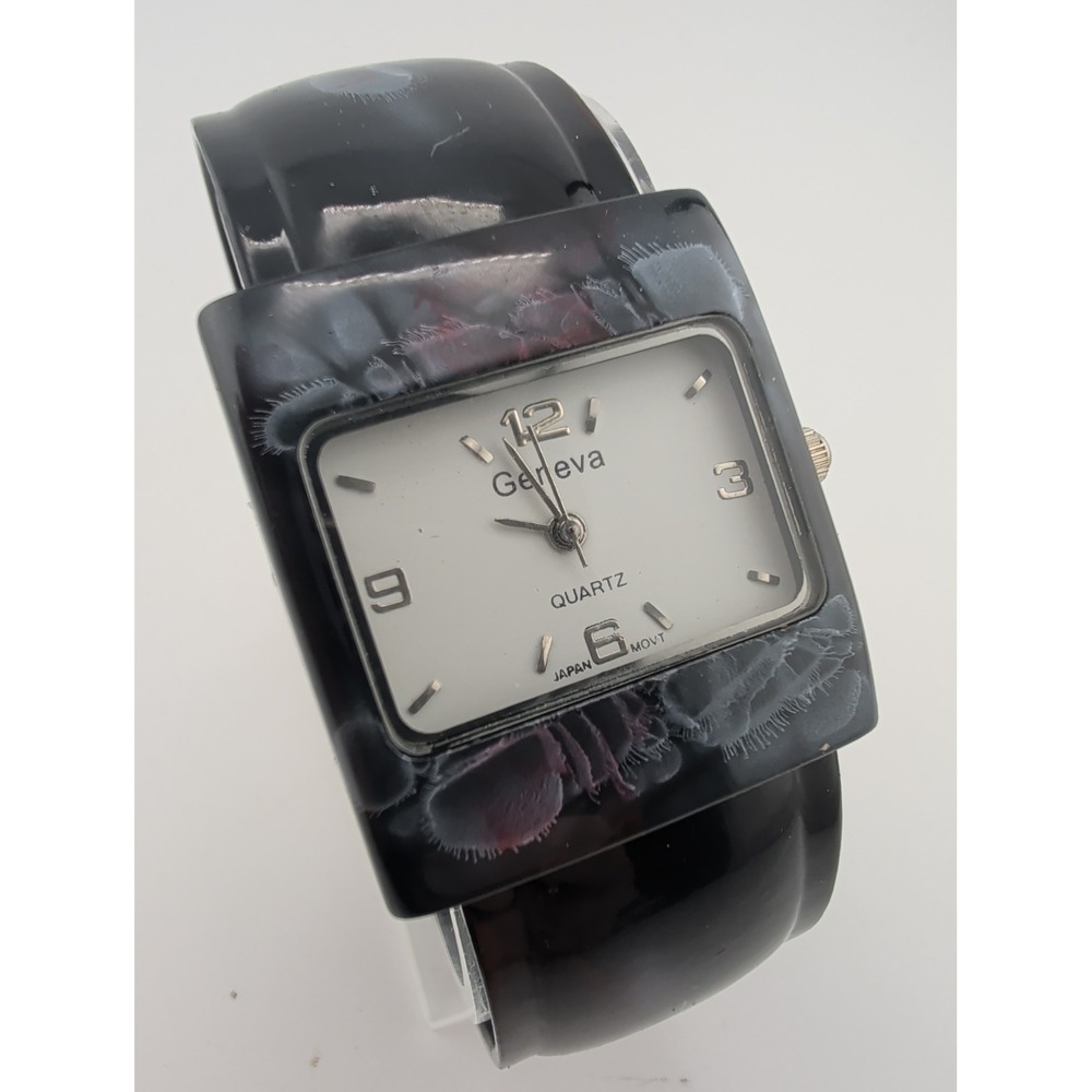 Geneva Women's Watch 30mm Case Faux Marble Bangle Cuff Band- New Battery